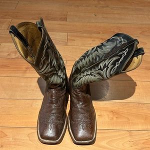 Justin Cowboy Boots